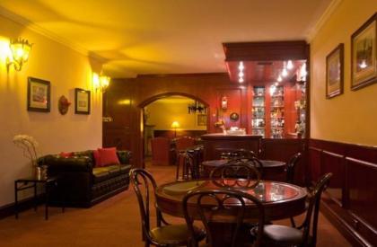 Hotel Chateau - image 6