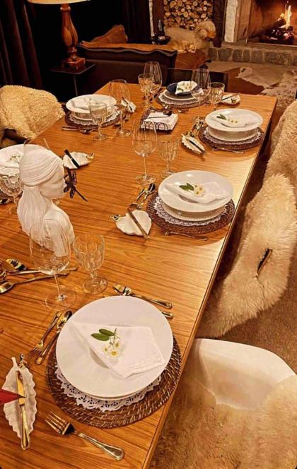 Chalét-Casa e Bangalo- Villa-Jacuzzi-Sauna-Lareira-Privativo - image 23