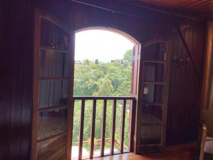 LAR - Chalé com 4 quartos em Campos do Jordão - image 24