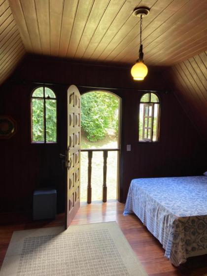 LAR - Chalé com 4 quartos em Campos do Jordão - image 26