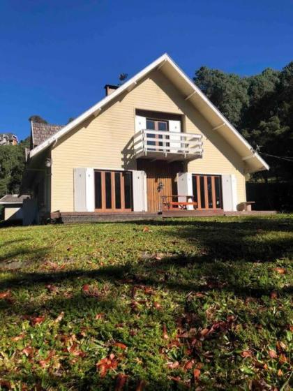 Lindo chalé em meio a natureza ao lado do centro - image 27